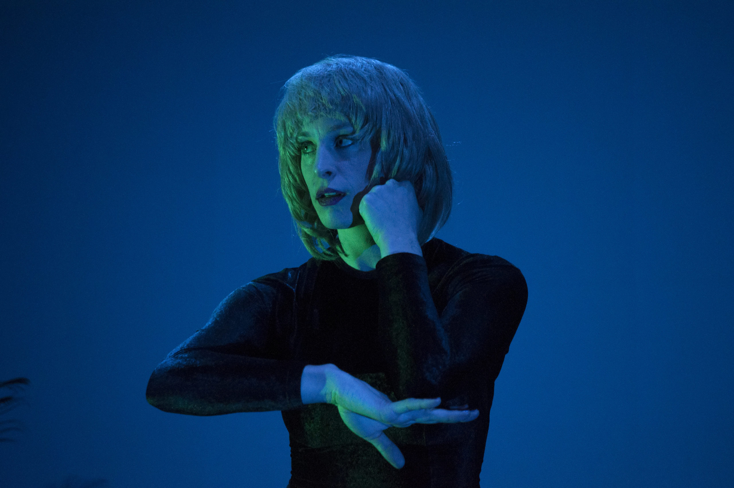 Julia Perazzini chatouille l&rsquo;invisible – Fatal(e)s VI