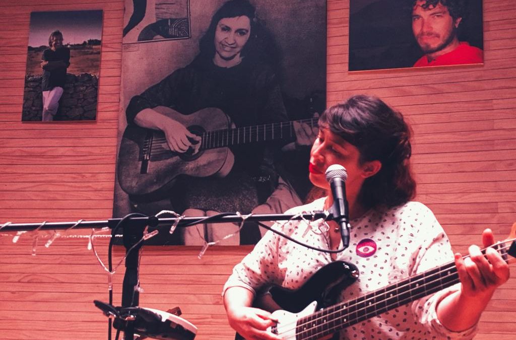 Alexandra Marcos, voix double