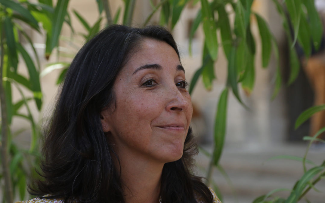 Laurence Perez: Scène suisse, un pont pour danser en Avignon