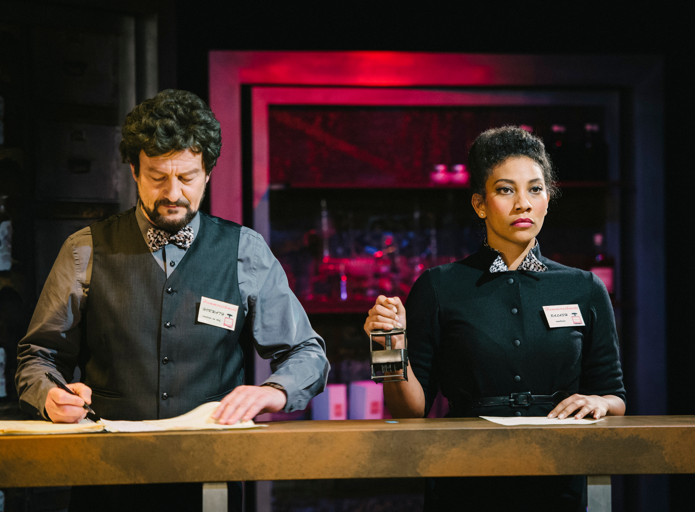 Safi aux côtés de Dimitri Anzules _La Parfumerie_©Loris Von Siebenthal