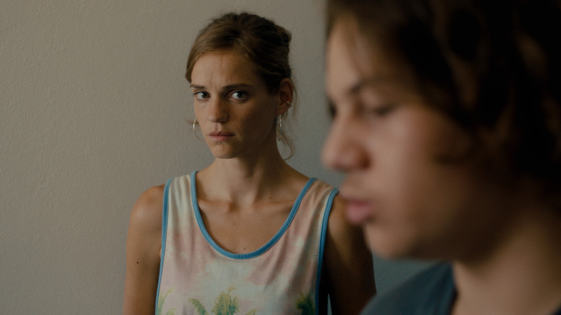 Noémie Schmidt et Stéphane Erös dans _Délits Mineurs_ (Conflit lié au codage Unicode)