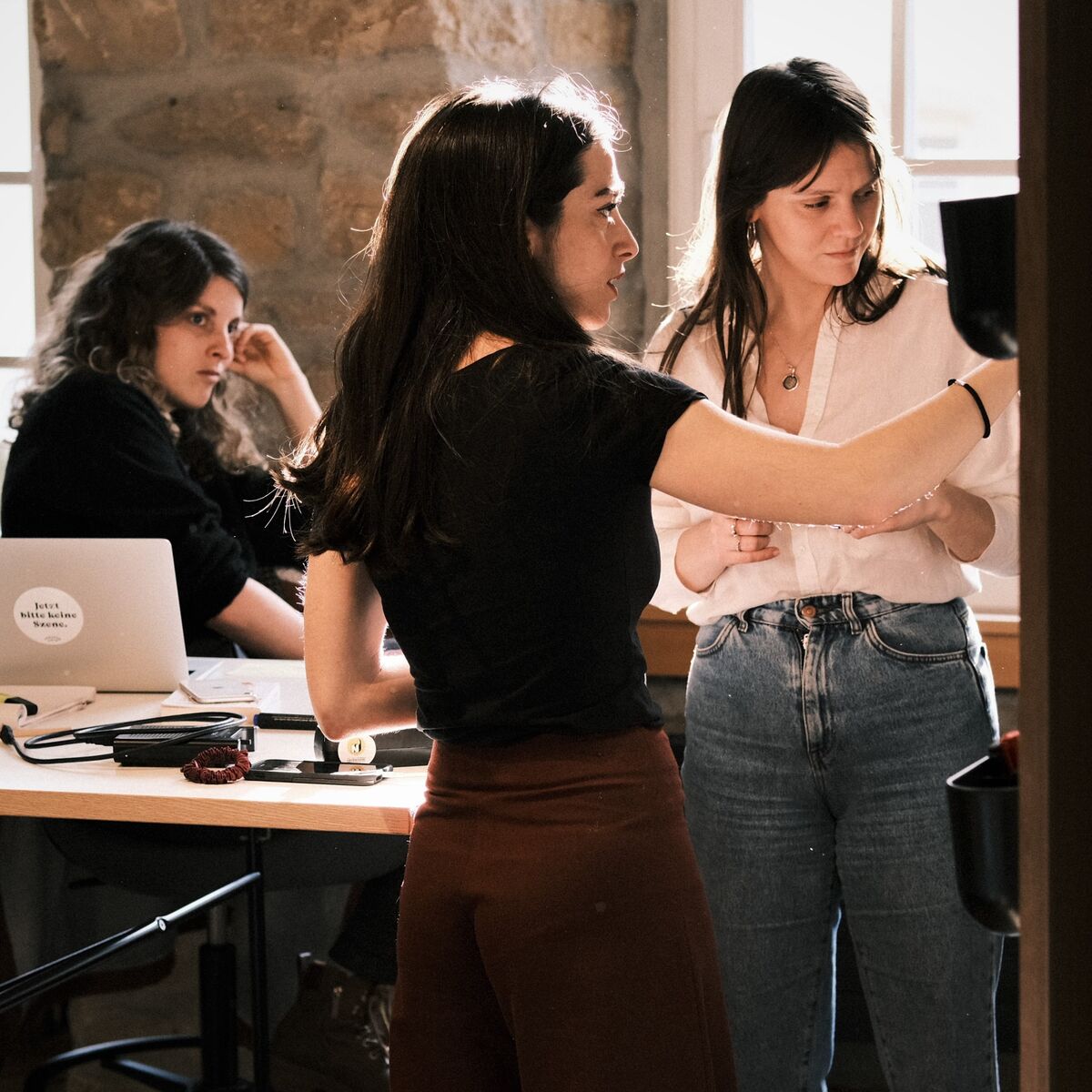 DIANE ALBASINI : Une Artiste aux Mille Facettes