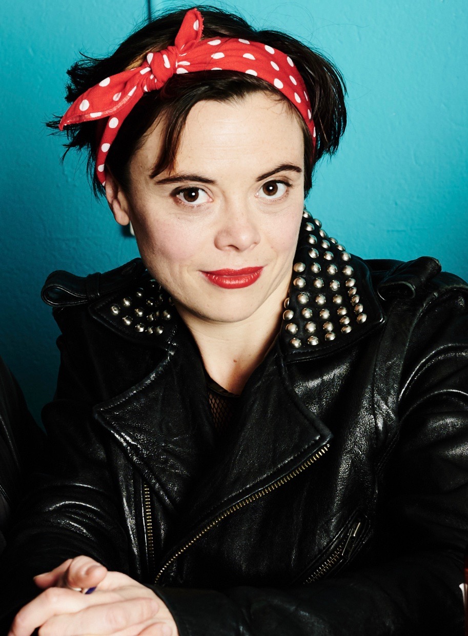 Charlotte Filou : Une valse à mille temps